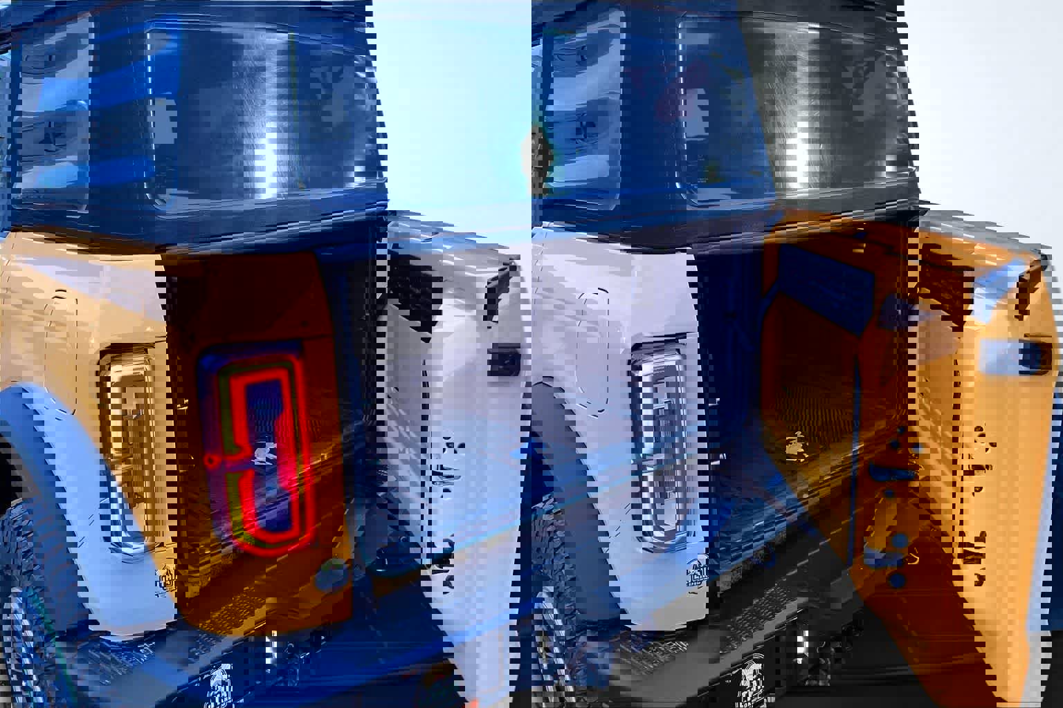 Used 2021 Ford Bronco Badlands image 19