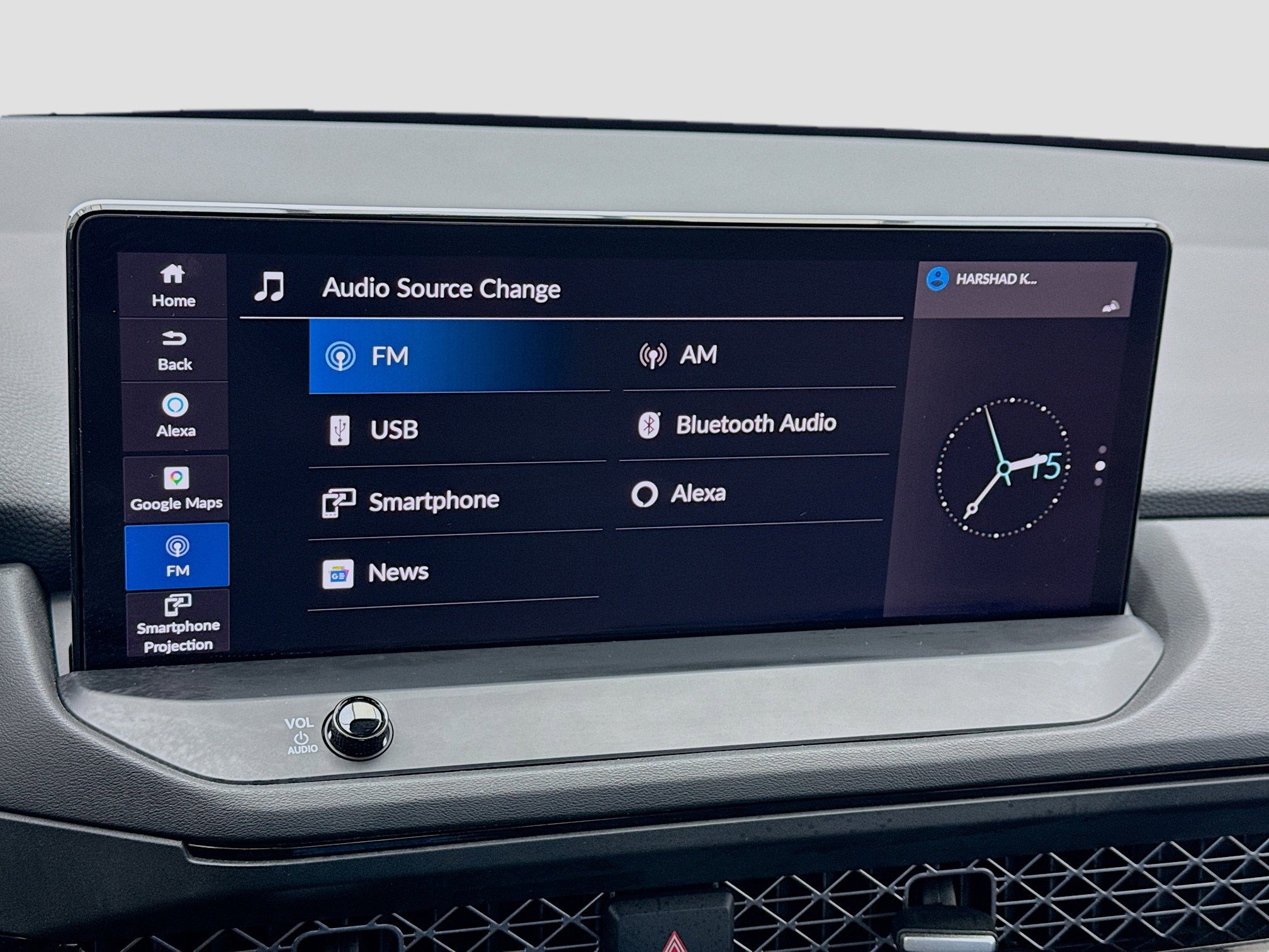 Used 2024 Honda Accord Touring image 11