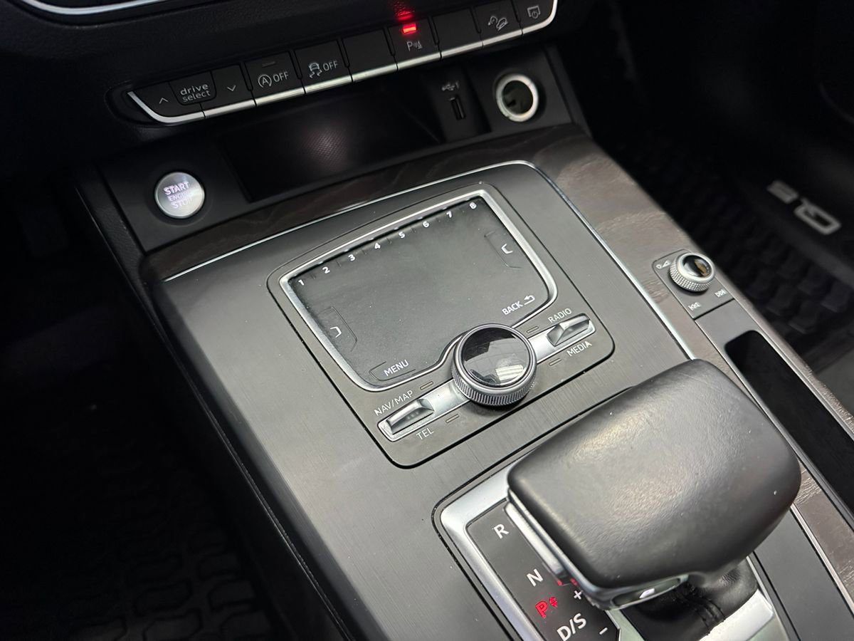 Used 2018 Audi Q5 2.0T Premium Plus w/ Premium Plus Package AWD/4WD image 33