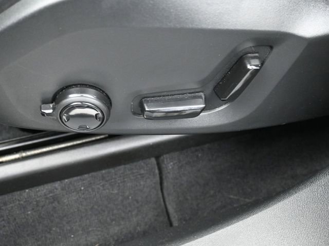 Used 2022 Volvo XC60 B5 Inscription w/ Advanced Package image 11