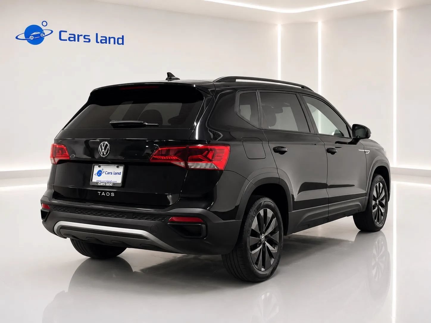 Used 2024 Volkswagen Taos S FWD image 2