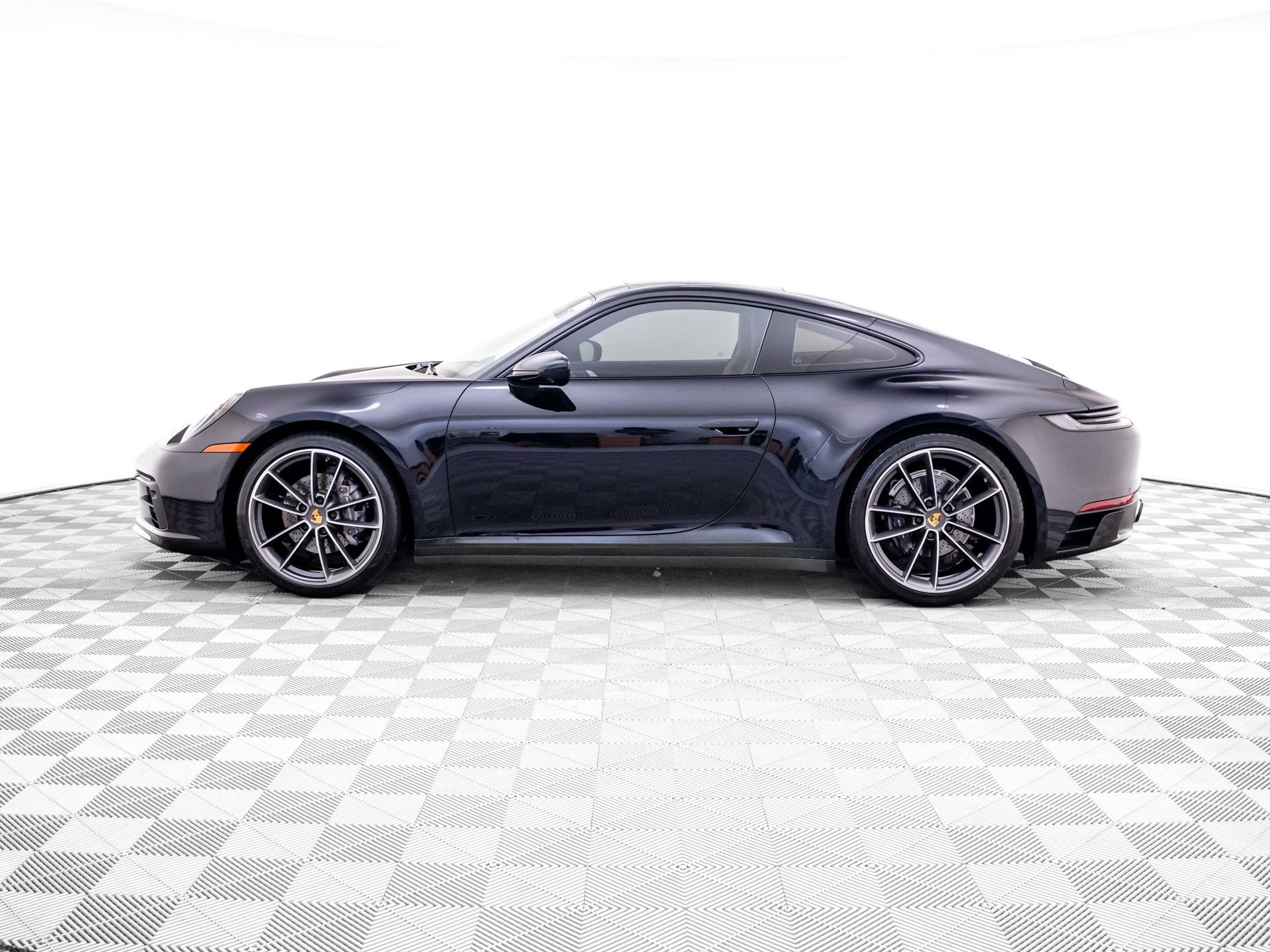 Used 2021 Porsche 911 Carrera video 2