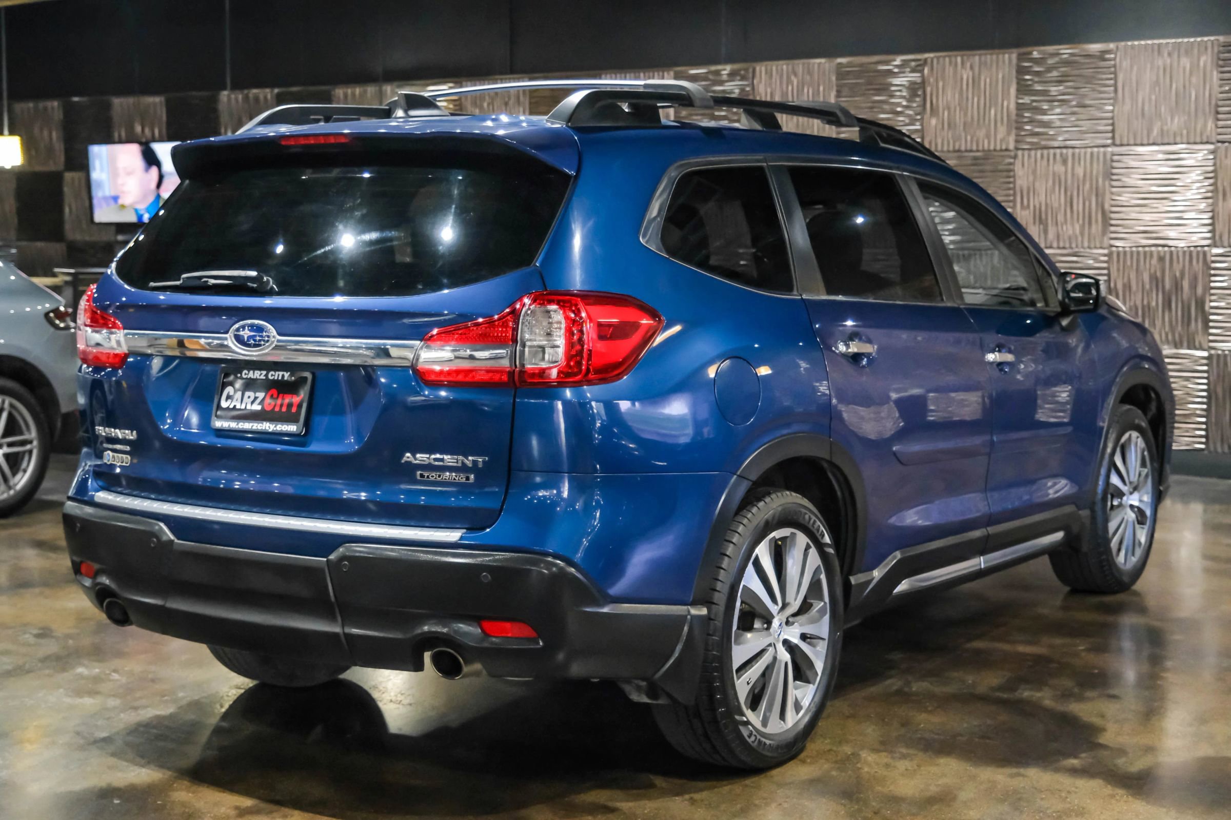 Used 2019 Subaru Ascent Touring w/ Popular Package #3 AWD/4WD image 8