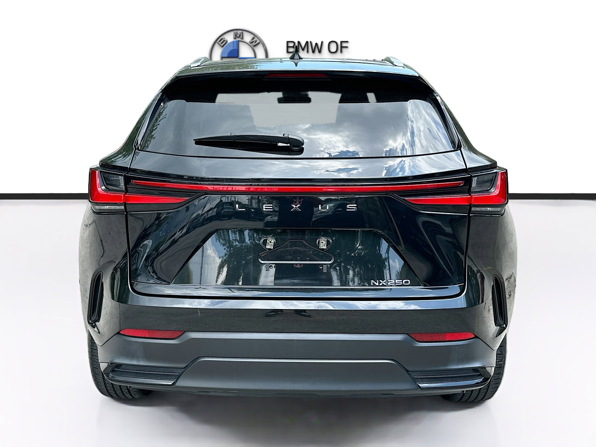 Used 2024 Lexus NX 250 FWD w/ Towing Package (2000 Lbs) image 6