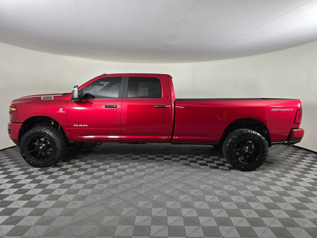 New 2026 RAM 3500 Big Horn image 8