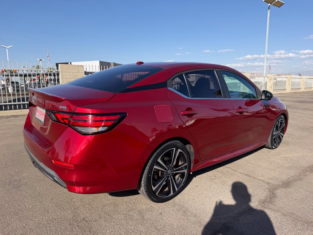 Used 2021 Nissan Sentra SR FWD image 6
