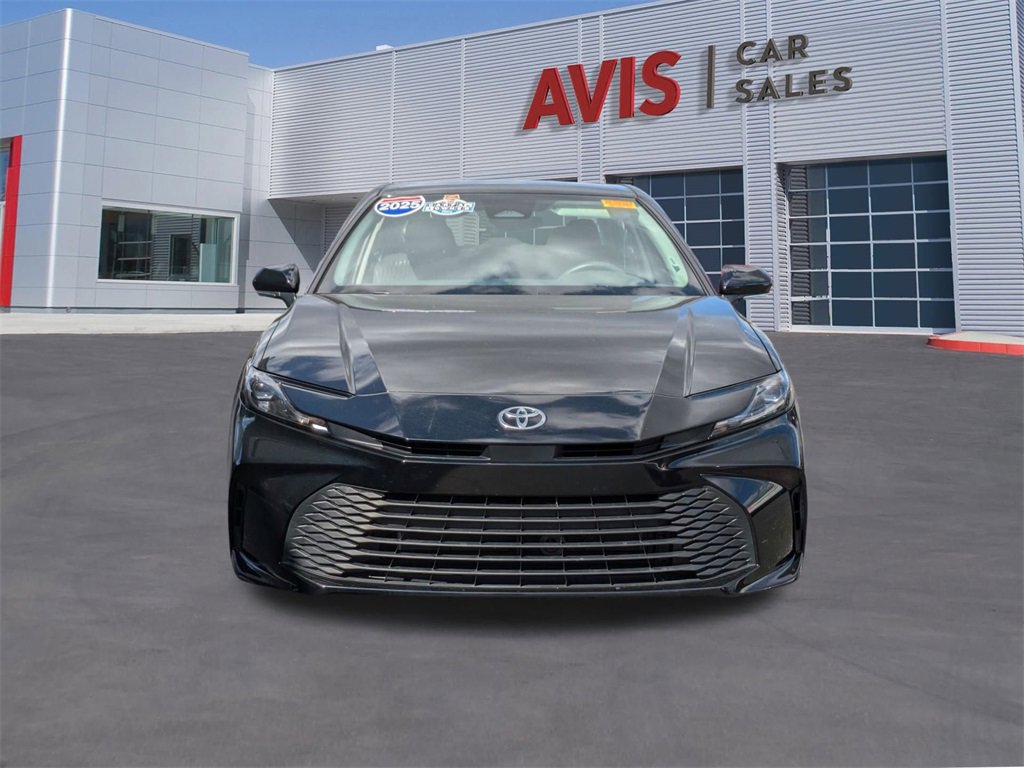 Used 2025 Toyota Camry LE image 2