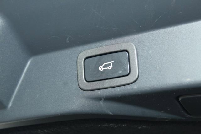 Used 2022 Land Rover Range Rover Sport HSE Silver Edition image 13