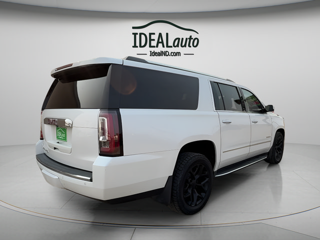 Used 2017 GMC Yukon XL Denali w/ Open Road Package AWD/4WD image 3
