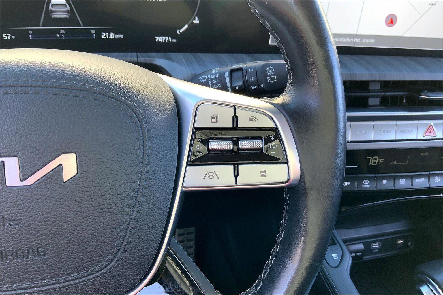 Used 2024 Kia Telluride SX Prestige image 18