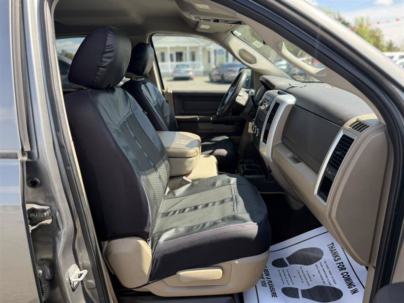 Used 2011 RAM 1500 Classic SLT w/ Remote Start & Security Group AWD/4WD image 11
