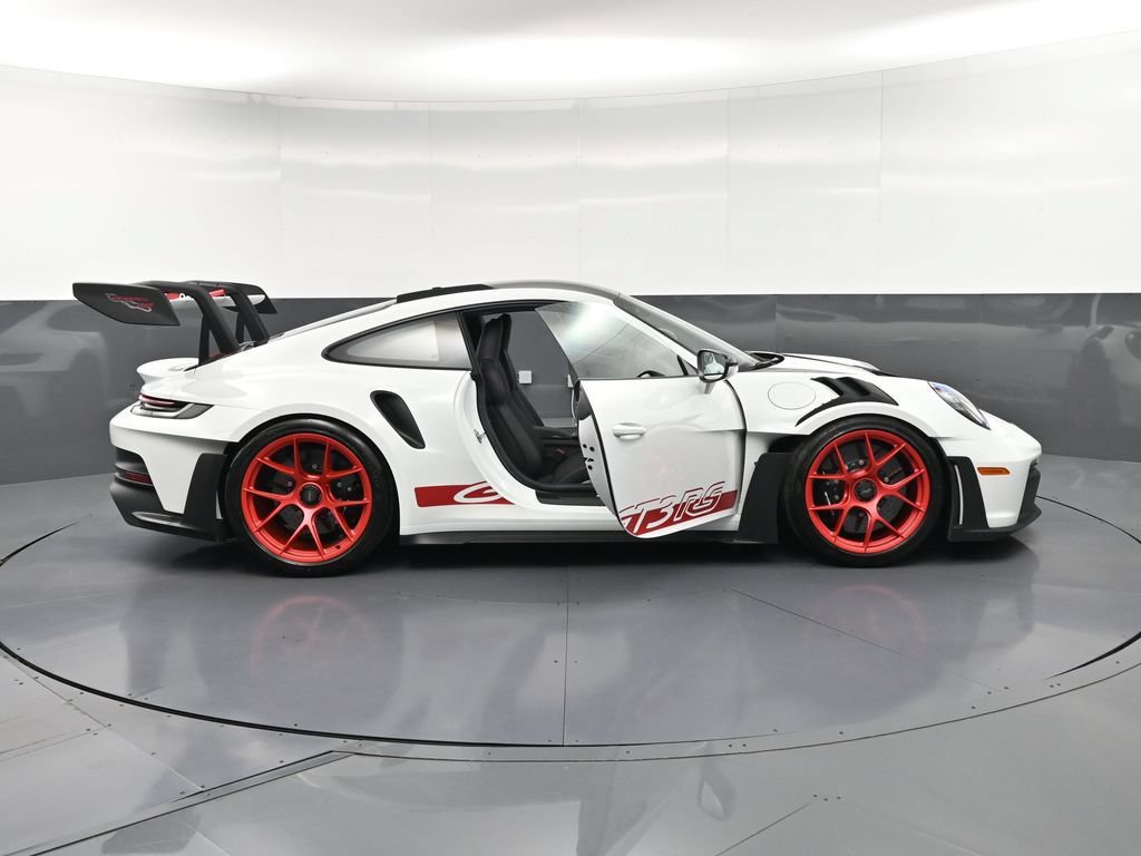 Certified 2024 Porsche 911 GT3 RS RWD image 35