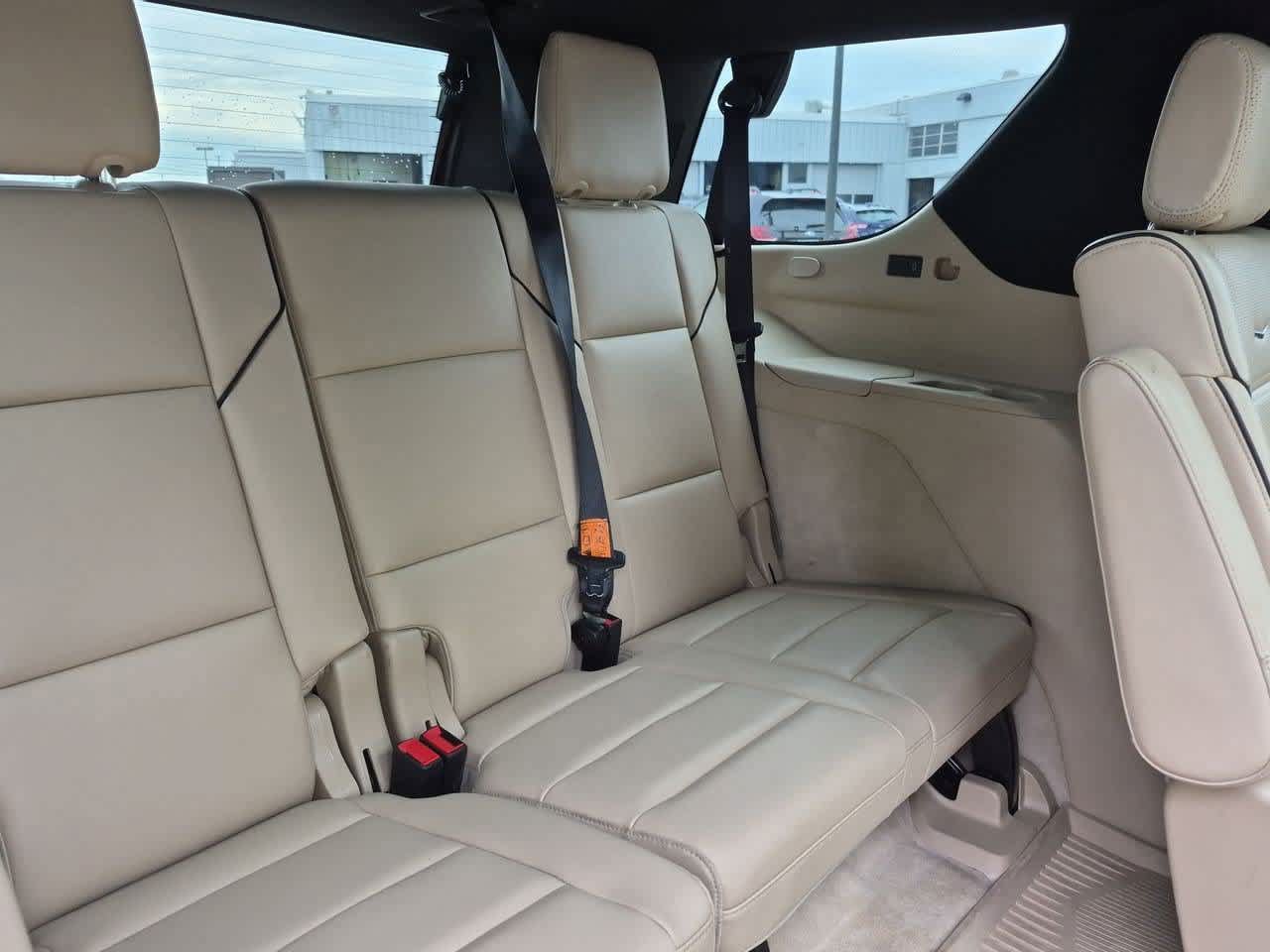 Used 2024 Cadillac Escalade Premium Luxury w/ LPO, Floor Liner Package AWD/4WD image 23