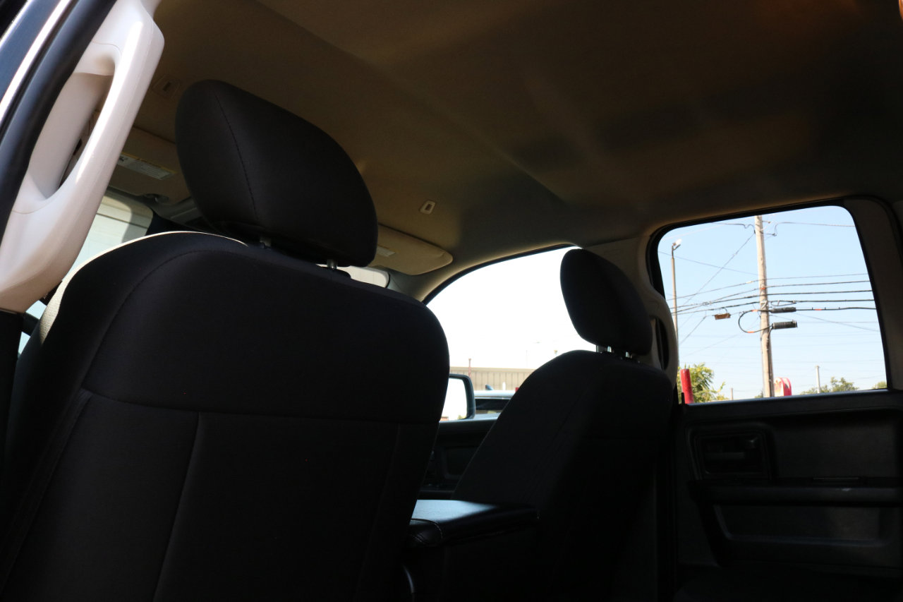 Used 2018 RAM 1500 Express w/ Black Ram 1500 Express Group image 30