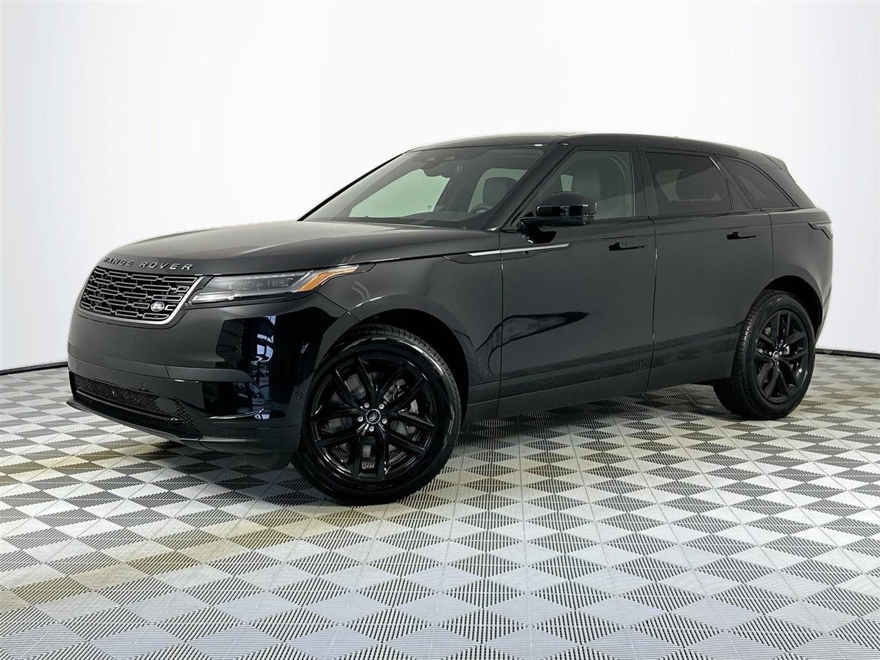 Used 2026 Land Rover Range Rover Velar S image 1