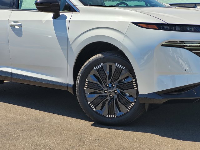 New 2026 Nissan Murano Platinum w/ Cargo Package AWD/4WD image 2