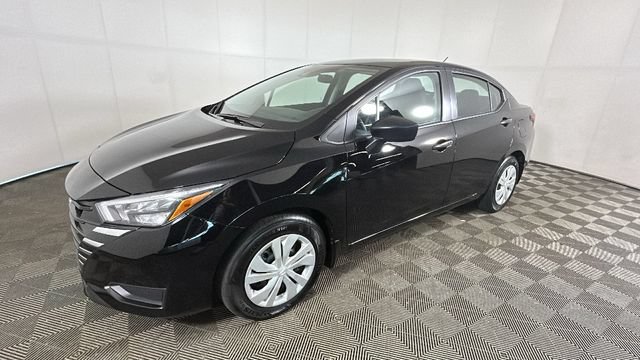 Used 2025 Nissan Versa S w/ Trunk Package FWD image 7