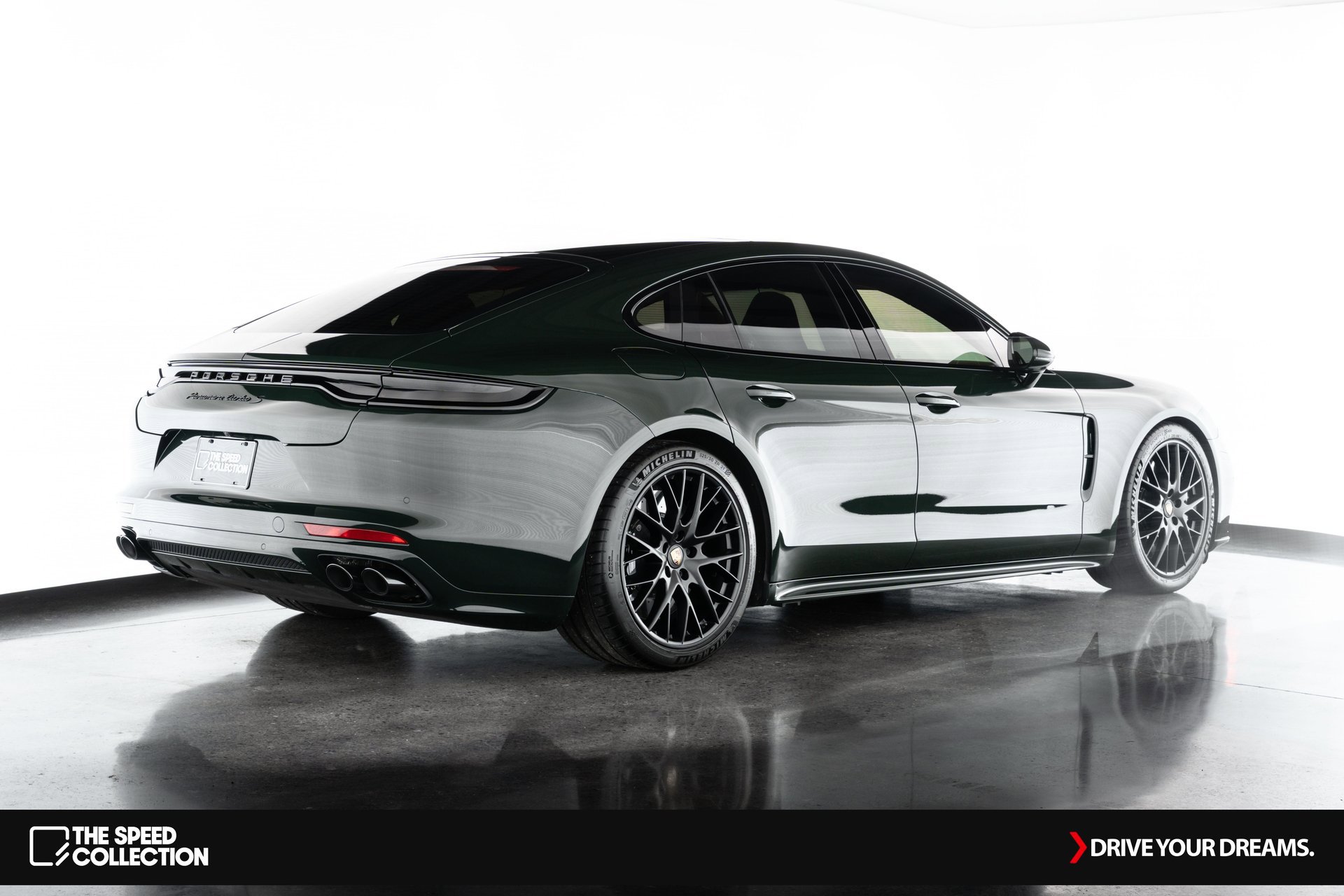 Used 2022 Porsche Panamera Turbo S image 8