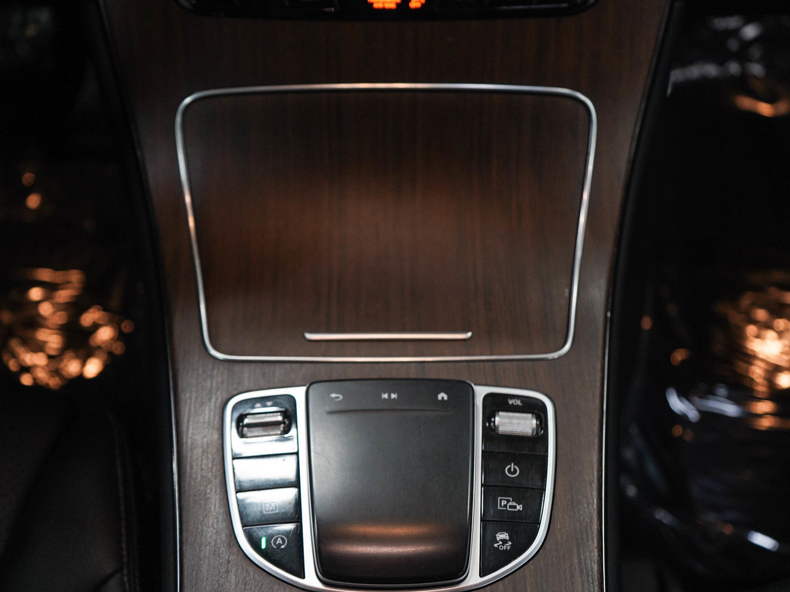 Used 2021 Mercedes-Benz GLC 300 4MATIC image 16