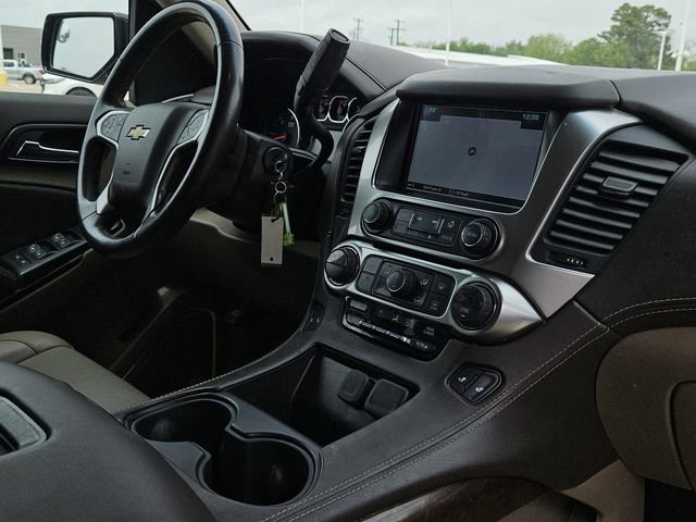 Used 2019 Chevrolet Suburban LT image 27