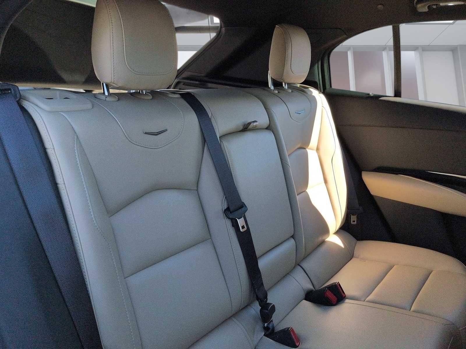 Certified 2024 Cadillac XT4 Luxury FWD image 25