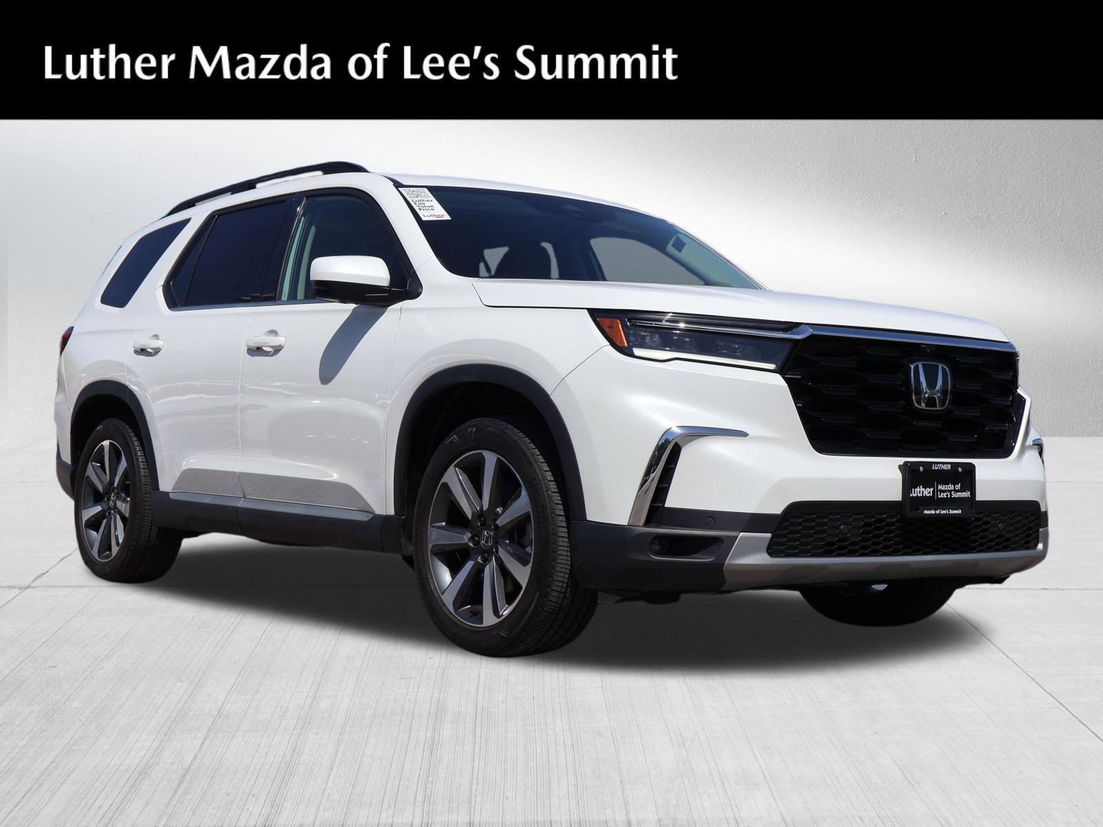 Used 2025 Honda Pilot Elite