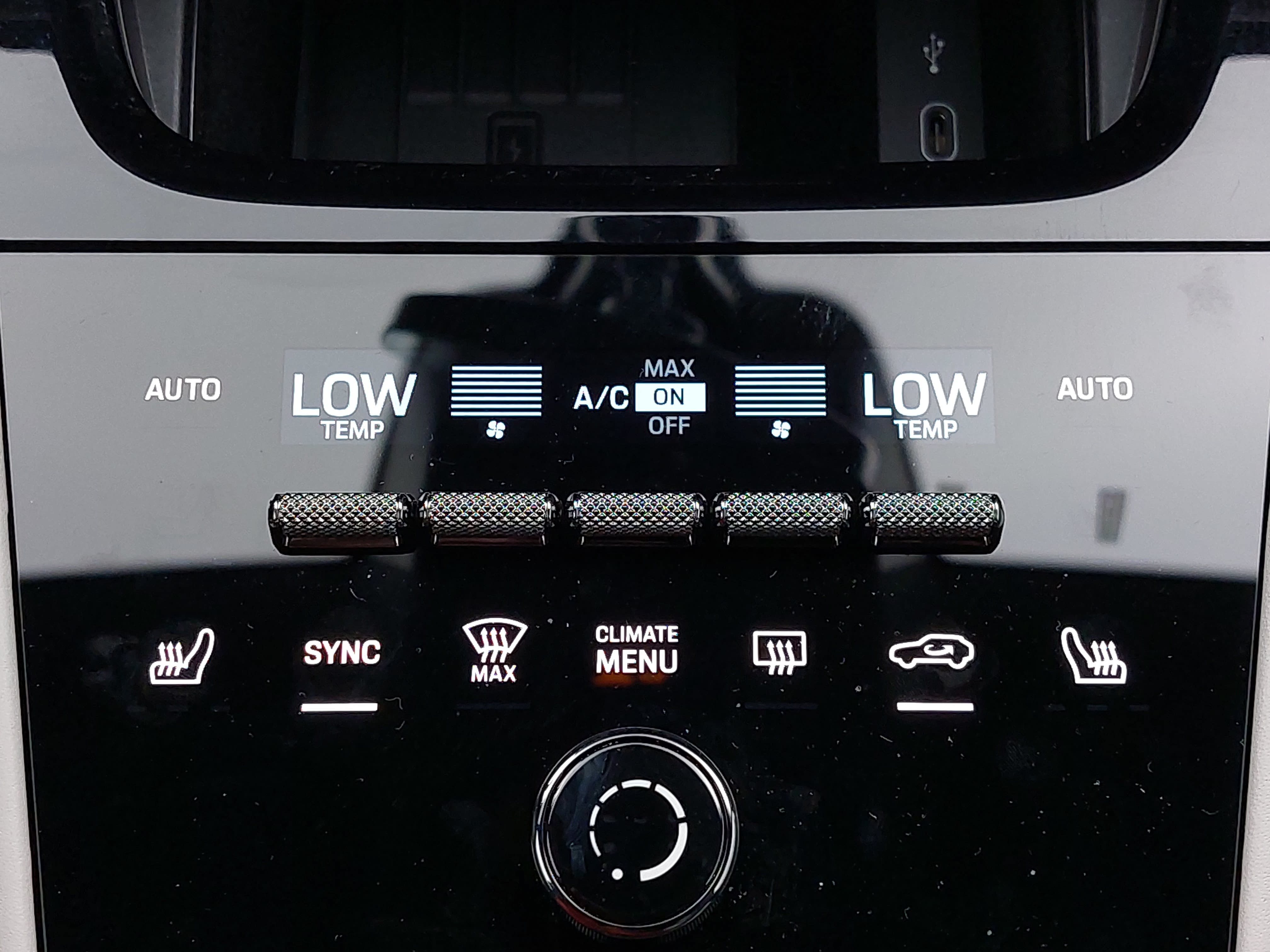 Certified 2026 Porsche Cayenne AWD/4WD image 23