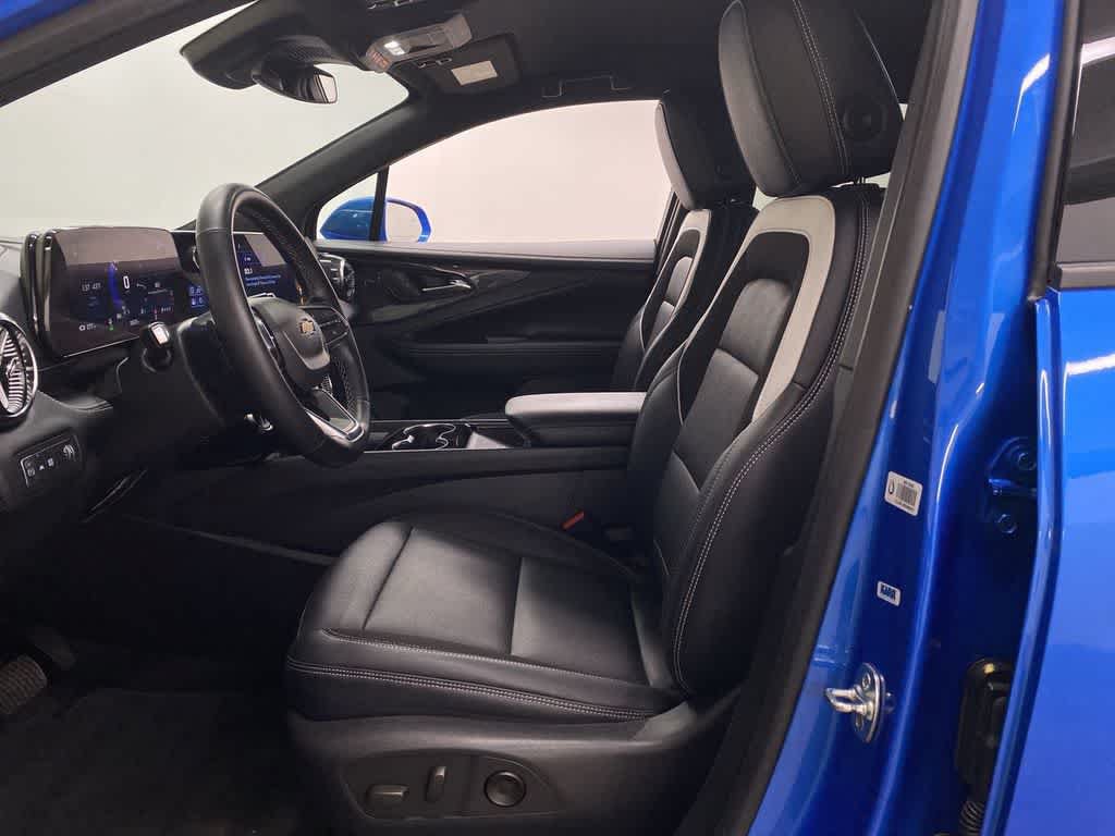 Used 2024 Chevrolet Blazer EV LT AWD/4WD image 13