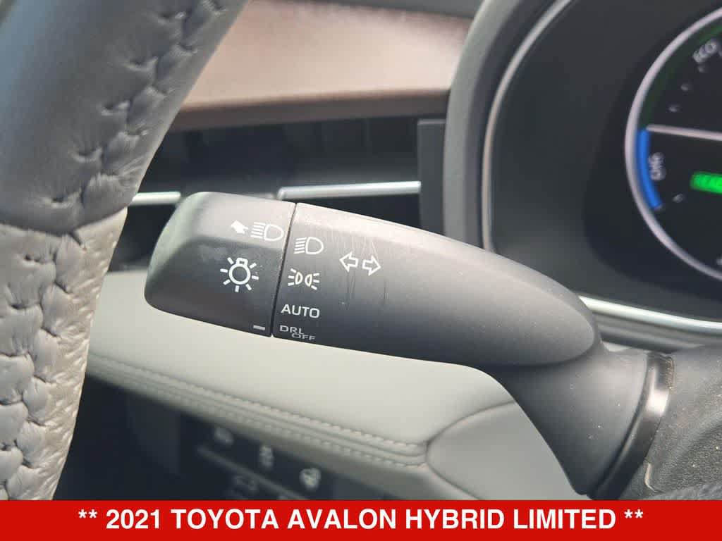 Used 2021 Toyota Avalon Limited w/ Advanced Safety Package FWD image 26