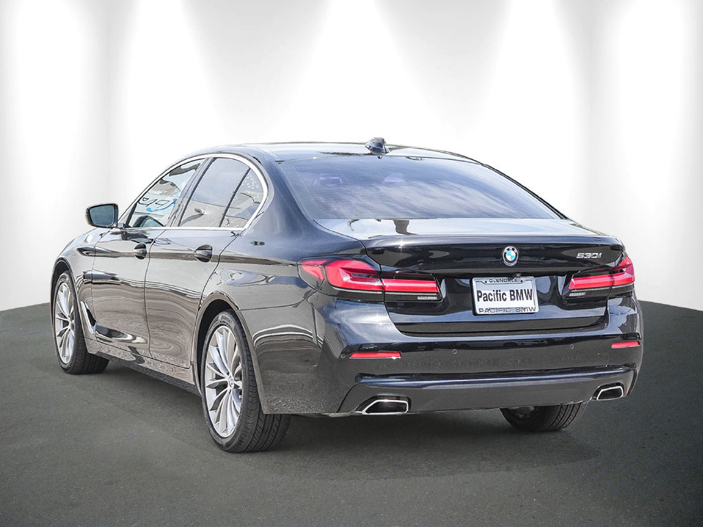 Certified 2023 BMW 530i w/ Convenience Package RWD image 4