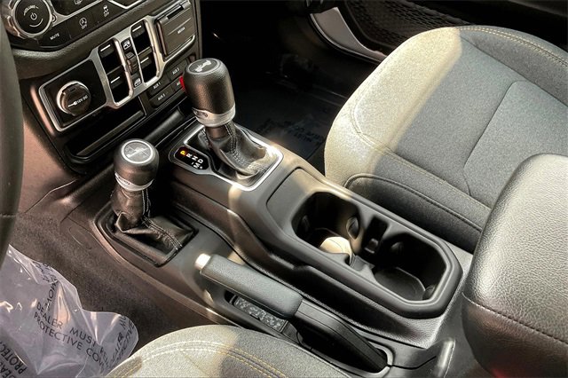 Certified 2024 Jeep Wrangler Sport S image 16