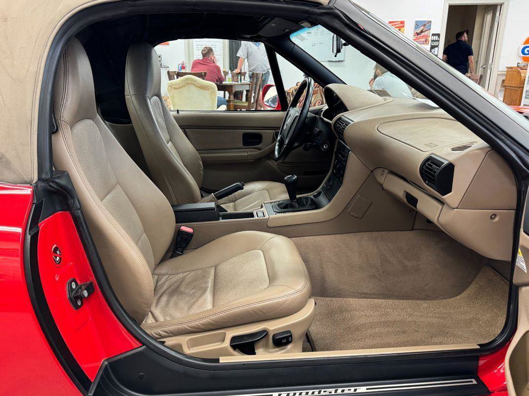 Used 1997 BMW Z3 1.9 RWD image 16