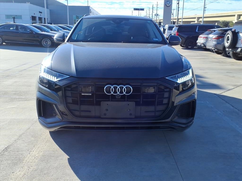Used 2019 Audi Q8 Prestige w/ Luxury Package image 2