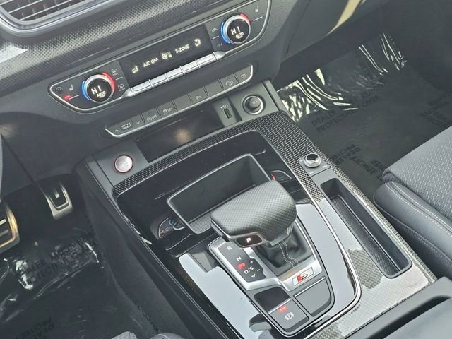 Used 2022 Audi SQ5 Premium image 35