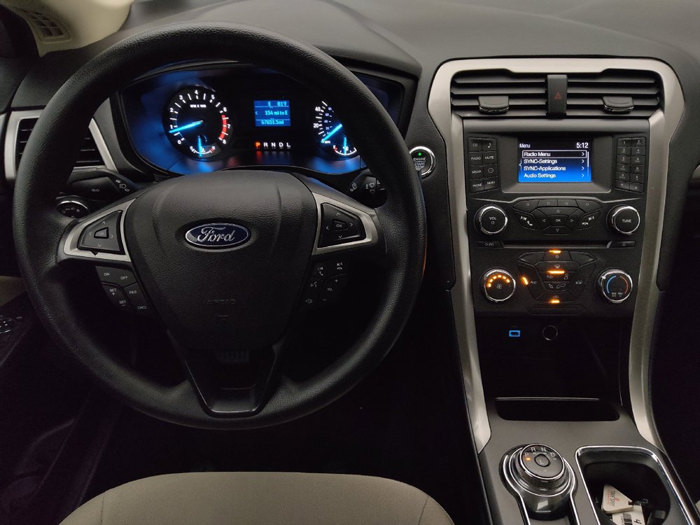 Used 2018 Ford Fusion S FWD image 22