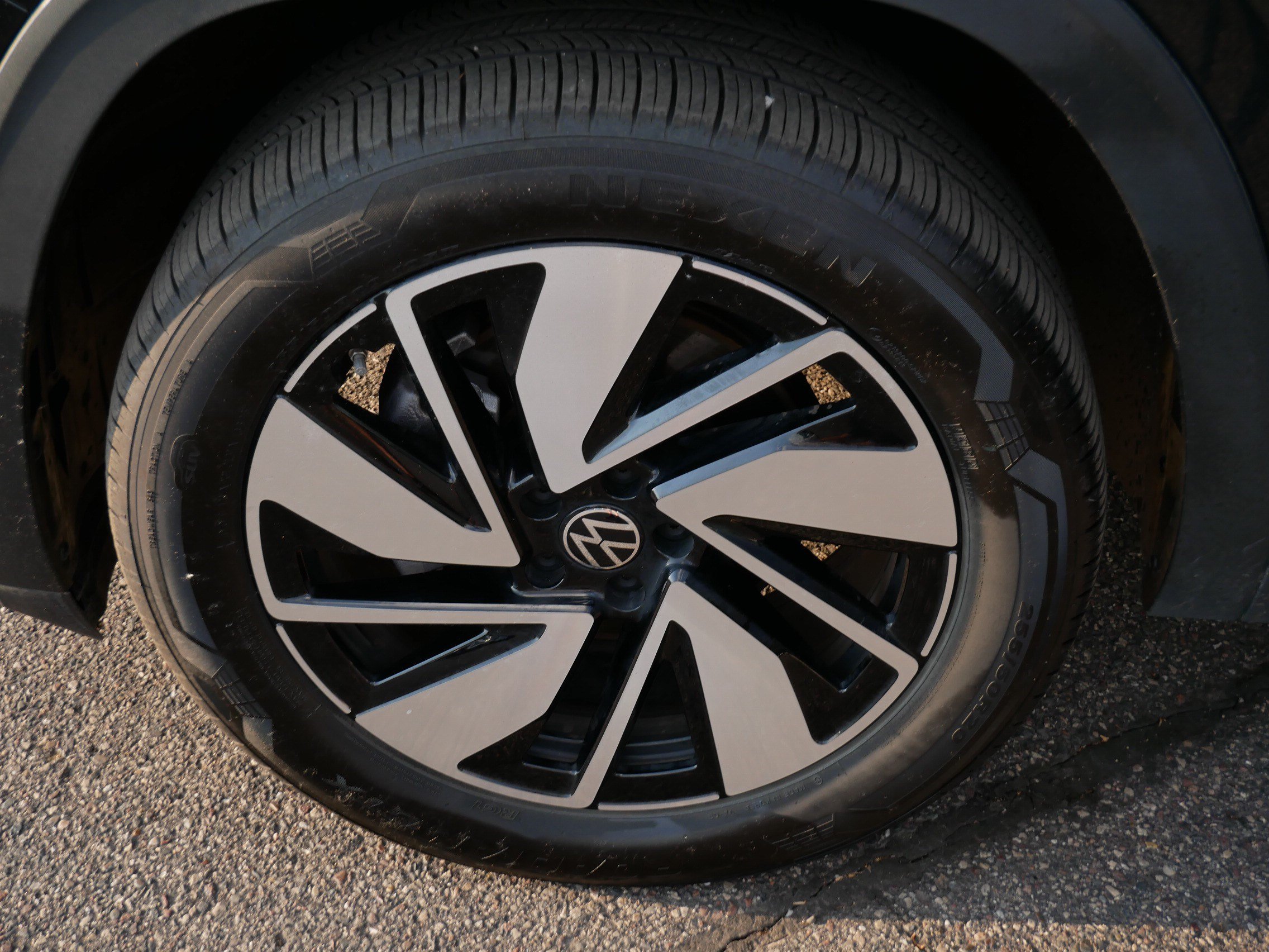 Certified 2026 Volkswagen Atlas SE AWD/4WD image 15