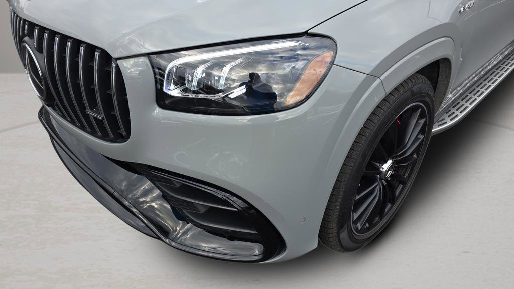 Used 2025 Mercedes-Benz GLS 63 AMG 4MATIC image 9