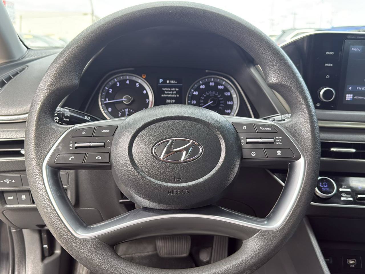 Used 2022 Hyundai Sonata SEL w/ Preferred Accessory Package FWD image 16