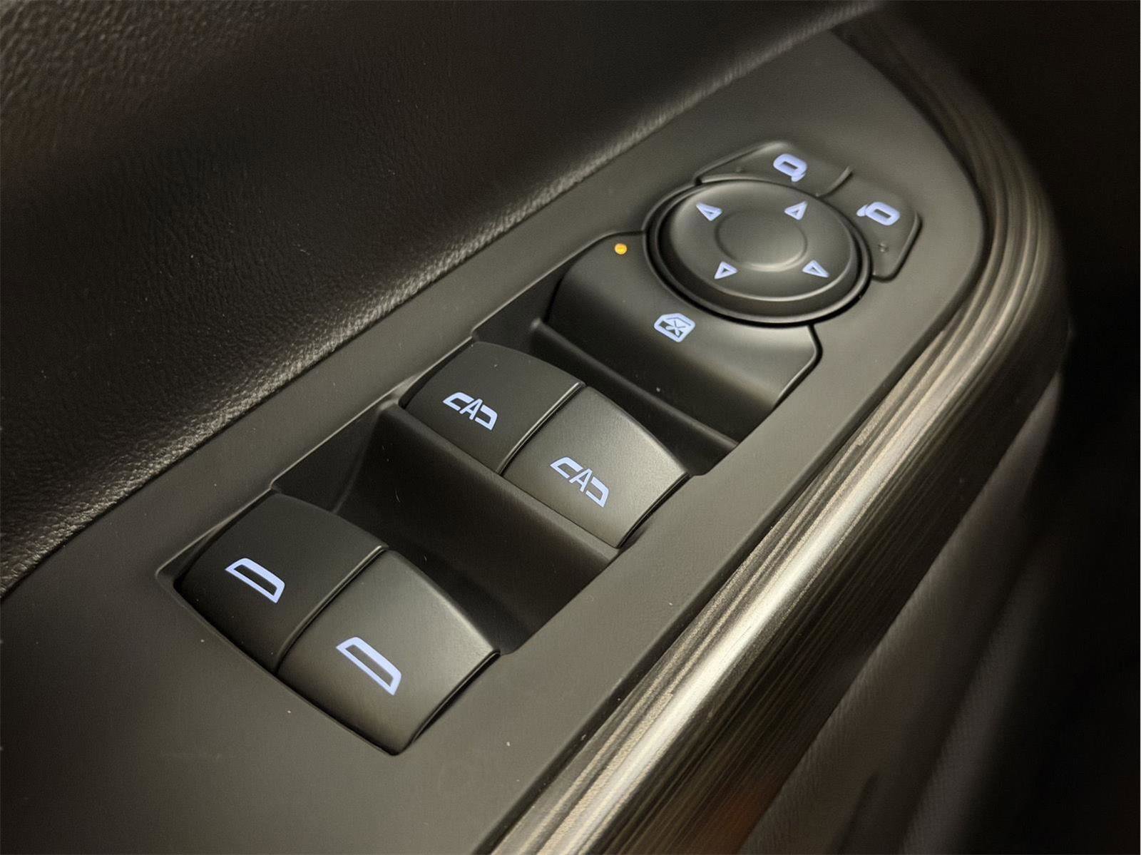 Certified 2023 GMC Acadia SLT w/ Elevation Edition AWD/4WD image 41