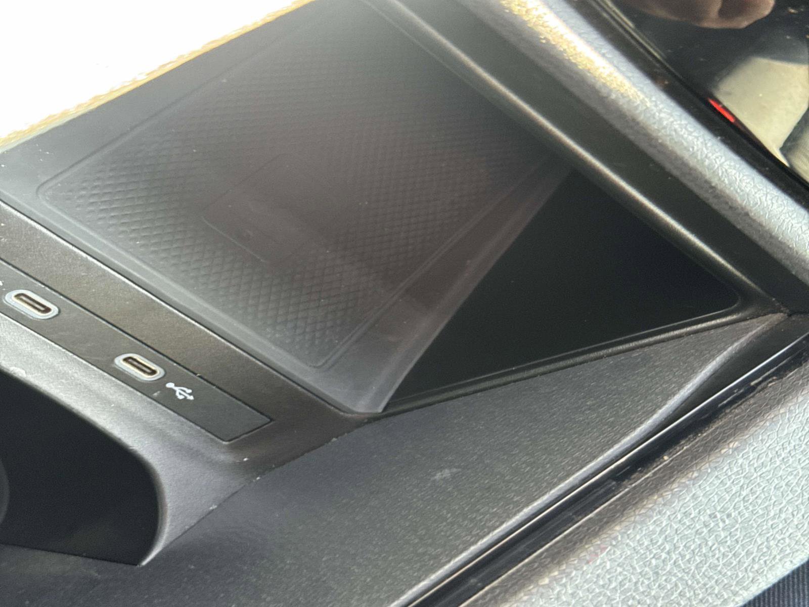 Used 2022 Volkswagen ID.4 Pro image 28