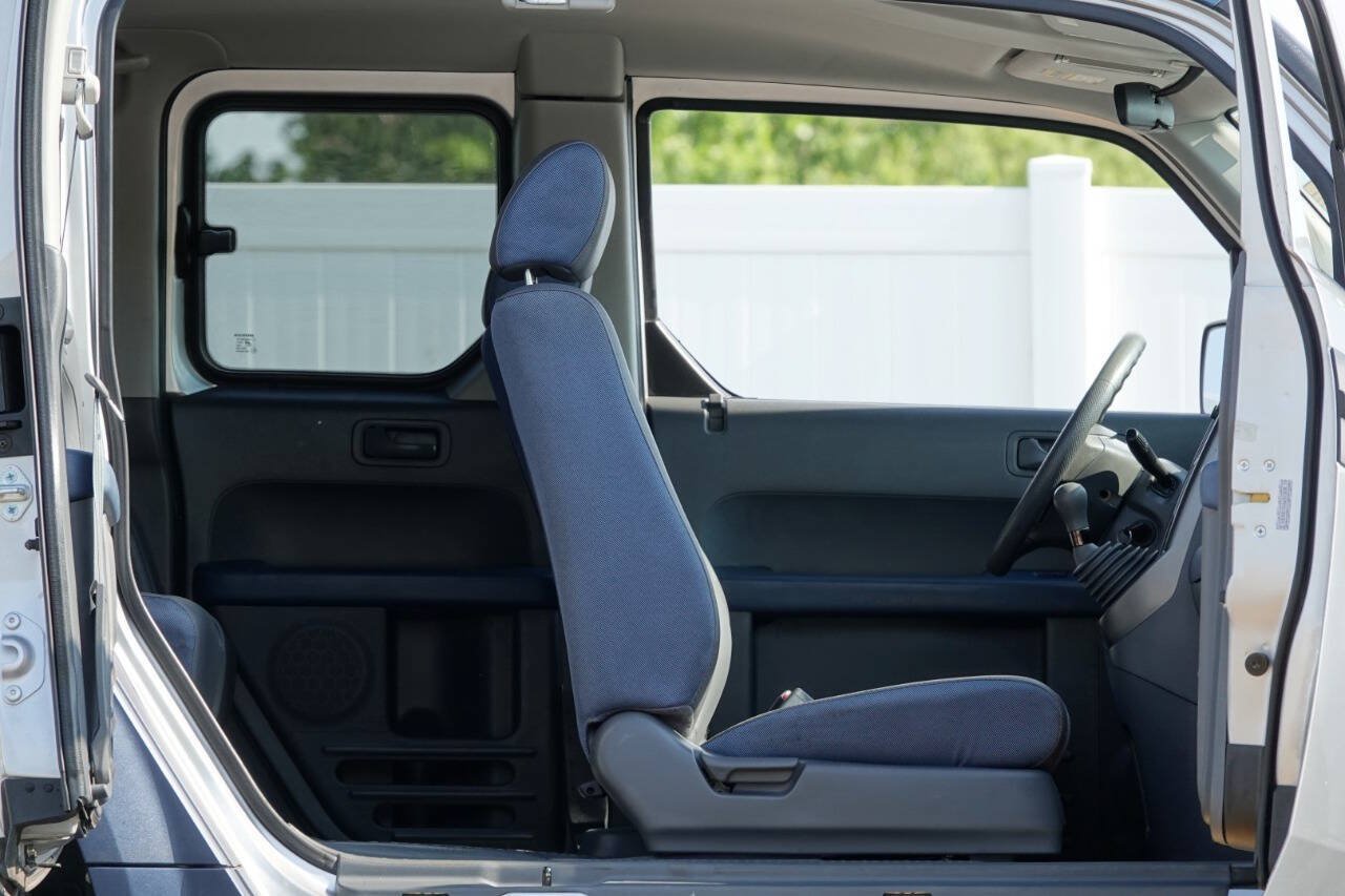 Used 2006 Honda Element LX image 28