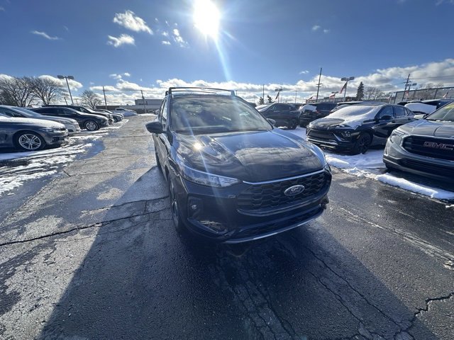 Used 2023 Ford Escape ST-Line Select w/ Tech Pack #2 image 7