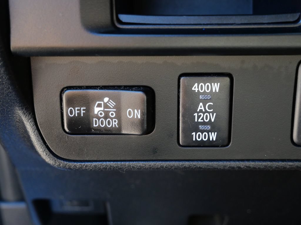Used 2016 Toyota Tacoma TRD Sport AWD/4WD image 22