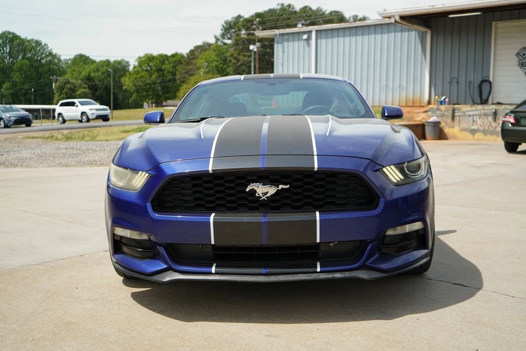 Used 2015 Ford Mustang Coupe RWD image 10