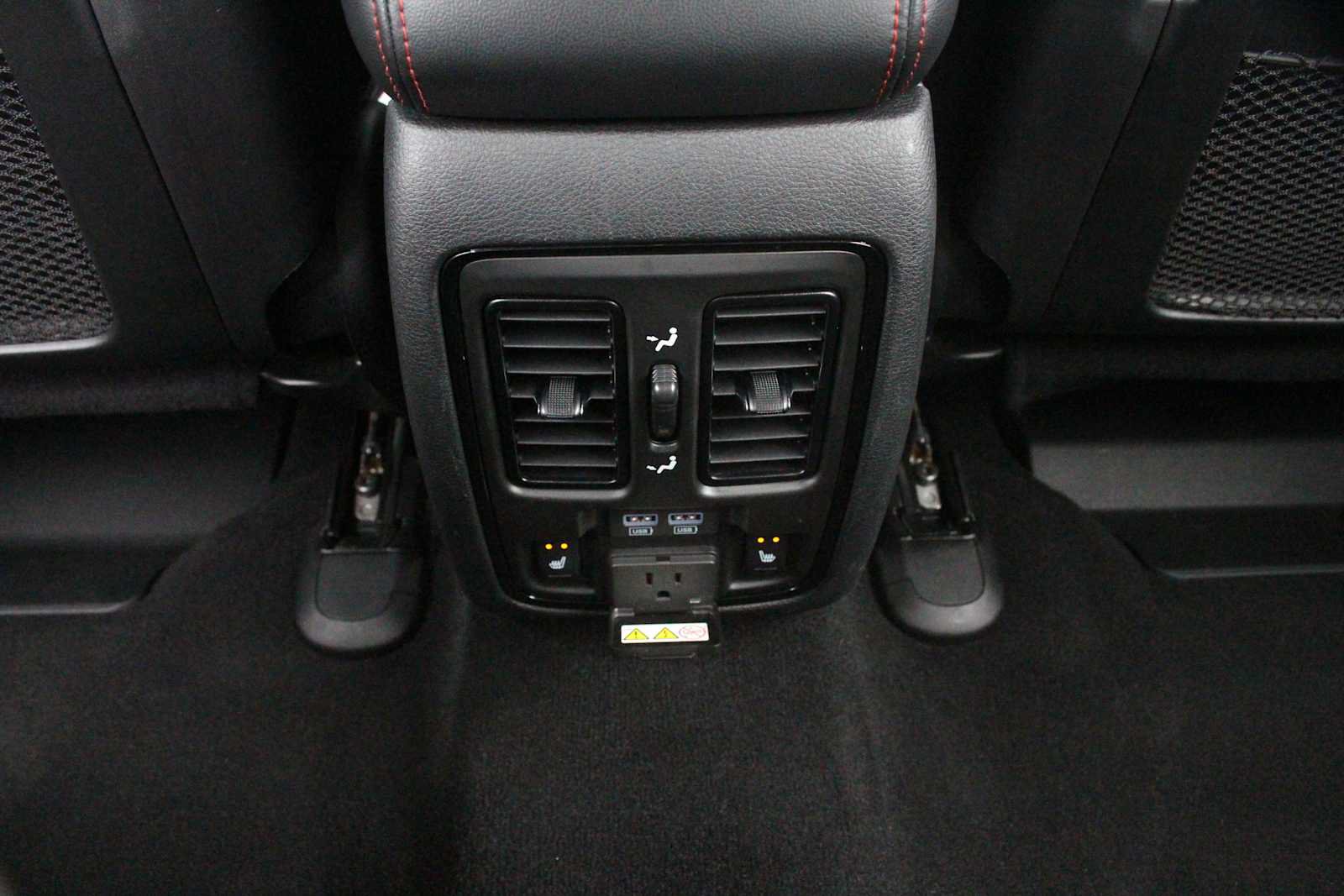 Used 2025 Dodge Durango GT AWD/4WD image 31