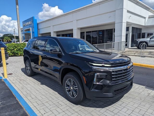 New 2026 Chevrolet Traverse LT w/ Driver Confidence Package FWD image 2