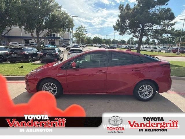 Used 2020 Toyota Prius LE