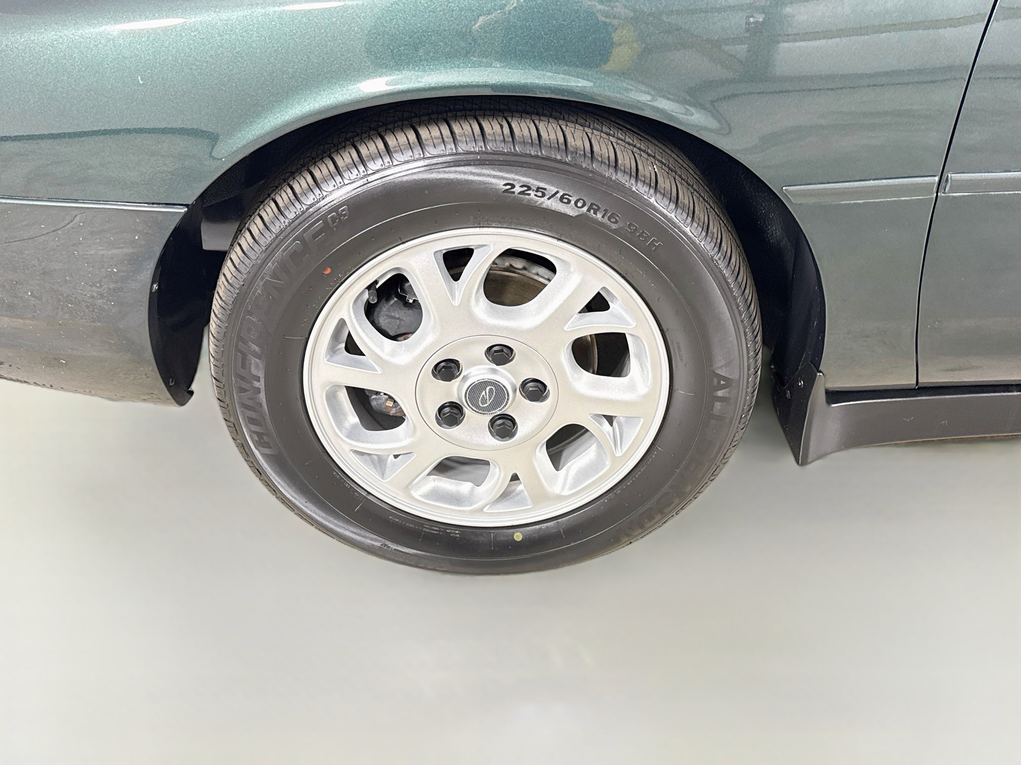 Used 2000 Oldsmobile Intrigue GX FWD image 30