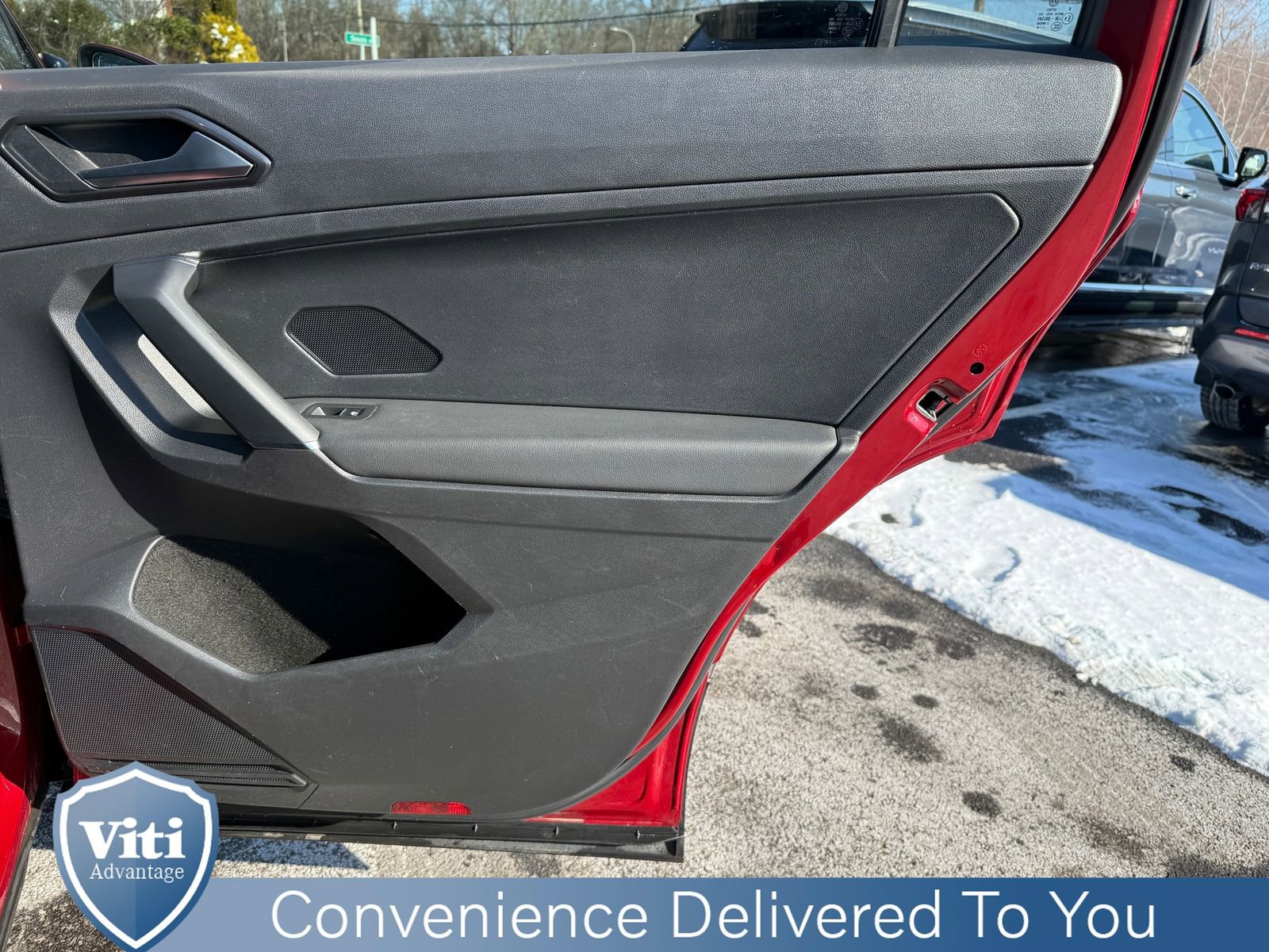 Used 2018 Volkswagen Tiguan SE image 25