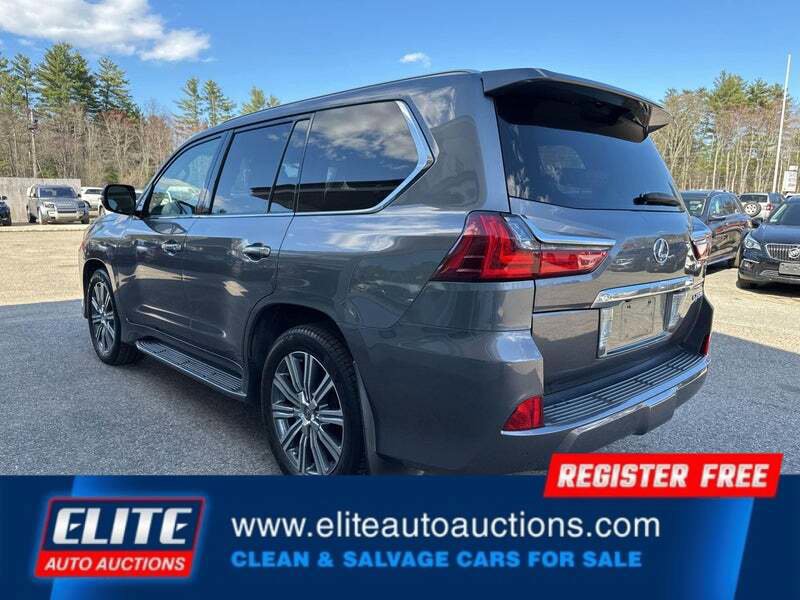 Used 2017 Lexus LX 570 4WD w/ Luxury Package image 6